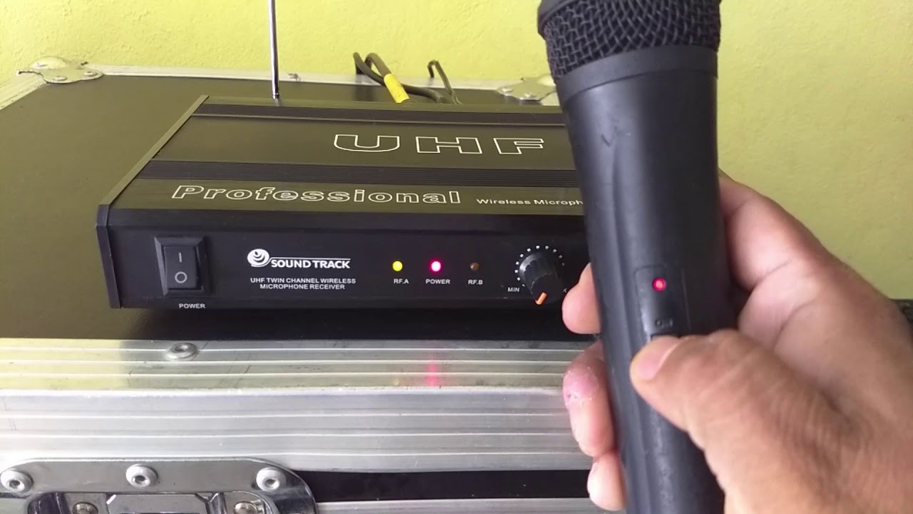 la forma de limpiar un micrófono inalámbrico